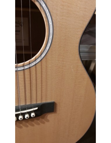 Martin 000JR-10 **Marcas en tapa** Martin 000JR-10 **Marcas en tapa**